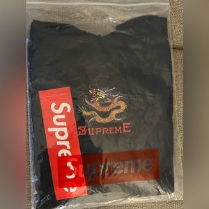 Supreme Hoodie